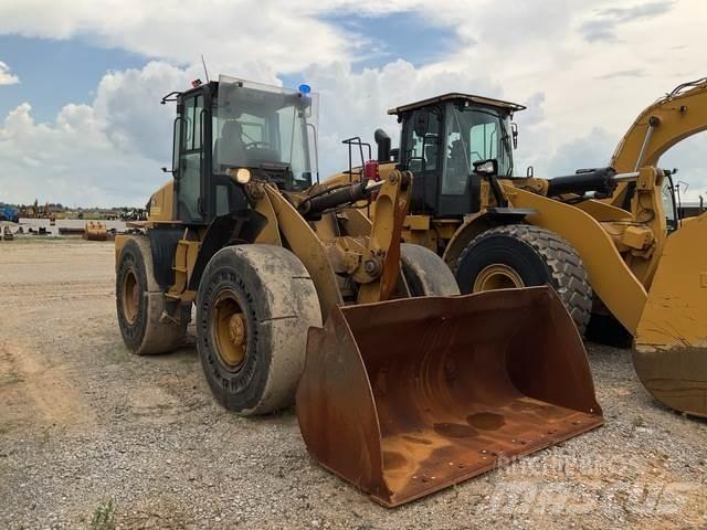 CAT 920 Wheel Loaders