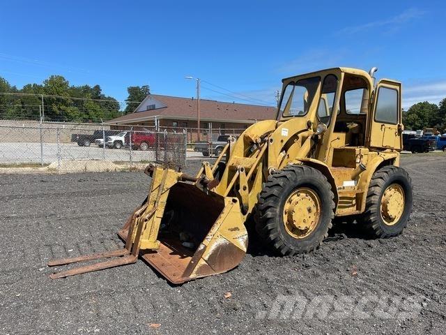CAT 922 Wheel Loaders