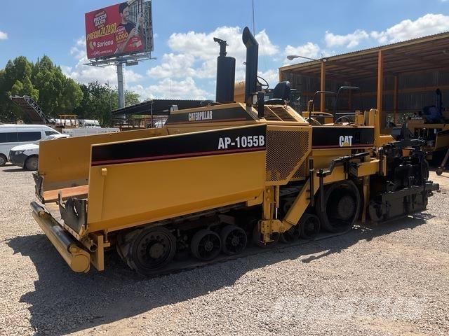CAT AP-1055B Asphalt pavers