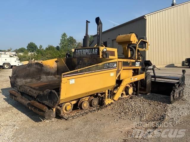CAT AP-650B Asphalt pavers