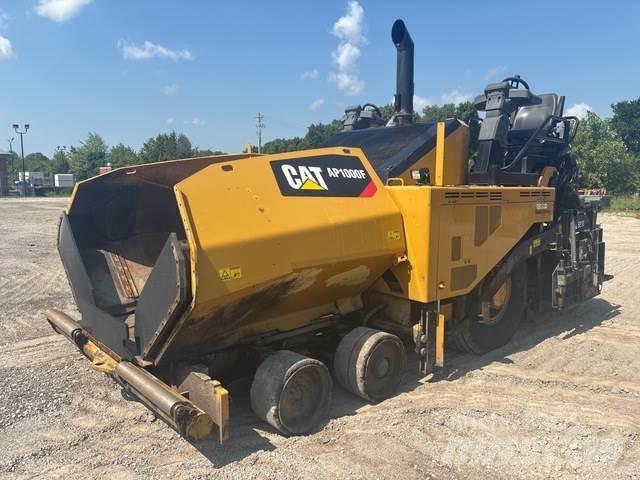 CAT AP1000F Asphalt pavers
