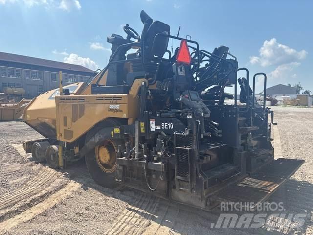 CAT AP1000F Asphalt pavers
