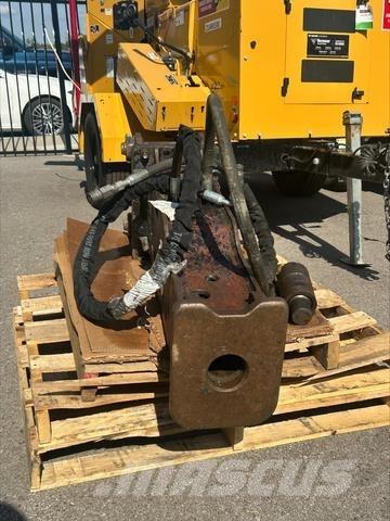 CAT B8 Hammers / Breakers