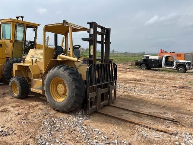 CAT C0610106 Rough Terrain Trucks