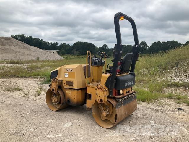 CAT CB24 Twin drum rollers