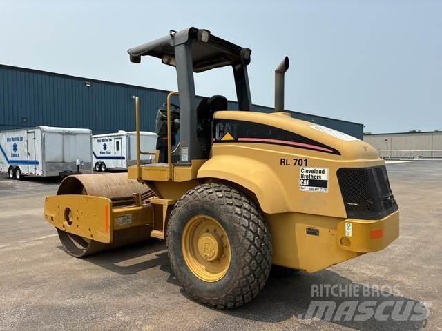 CAT CS-433E Single drum rollers