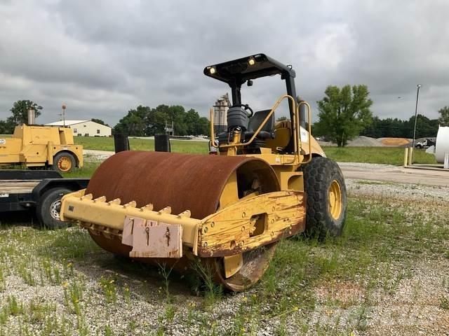 CAT CS-563E Single drum rollers