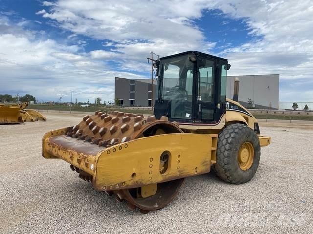 CAT CS-663E Single drum rollers