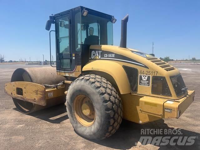CAT CS563E Single drum rollers