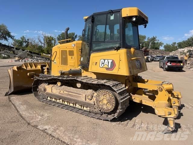 CAT D4 Crawler dozers