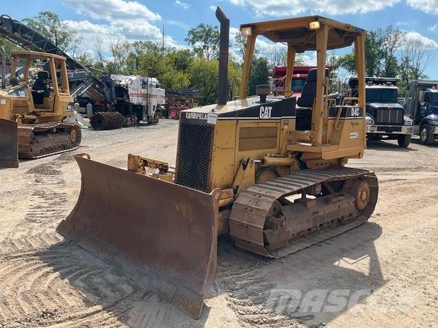 CAT D4C Crawler dozers