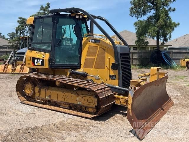 CAT D4K2 LGP Crawler dozers