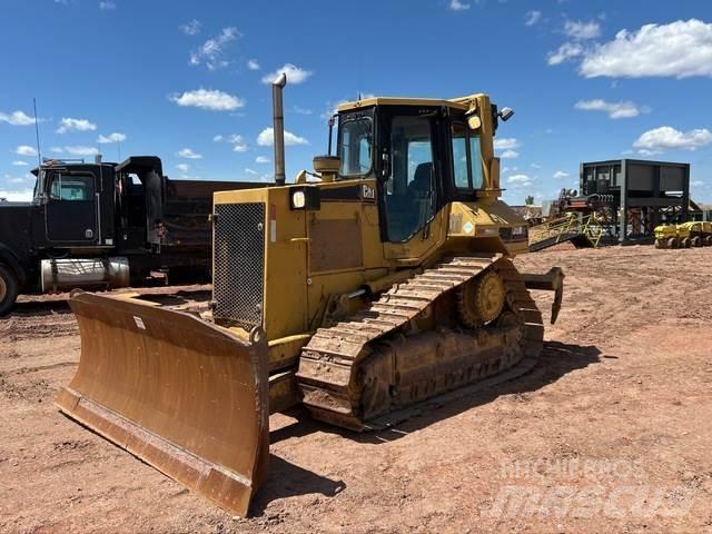CAT D5M Crawler dozers