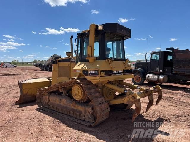 CAT D5M Crawler dozers