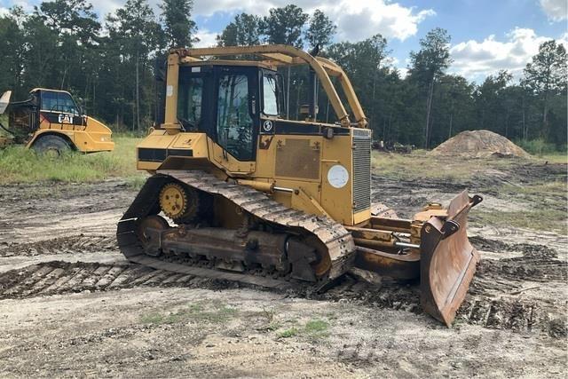 CAT D5M LGP Crawler dozers