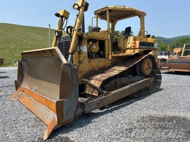 CAT D6H Crawler dozers