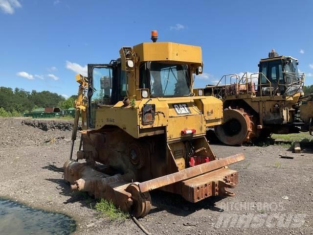 CAT D6T Crawler dozers