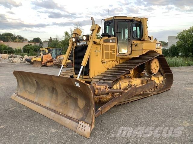 CAT D6T LGP Crawler dozers