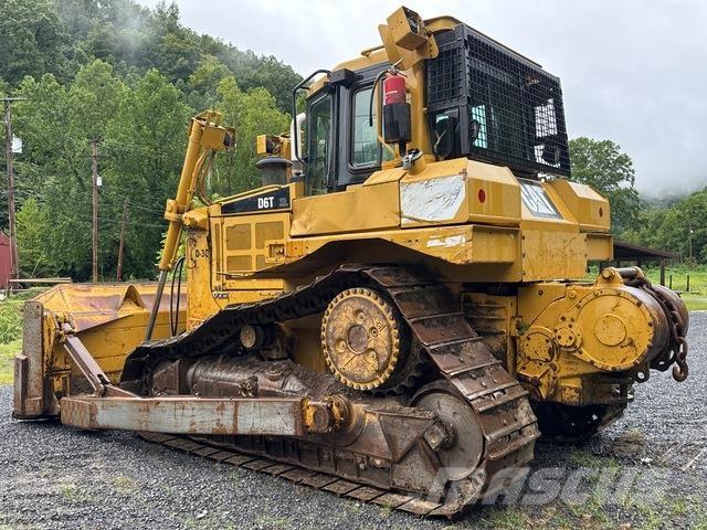 CAT D6T XL Crawler dozers