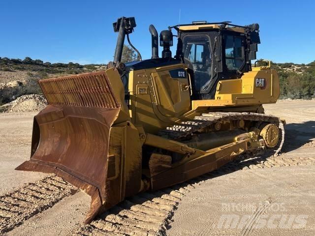 CAT D7E Crawler dozers