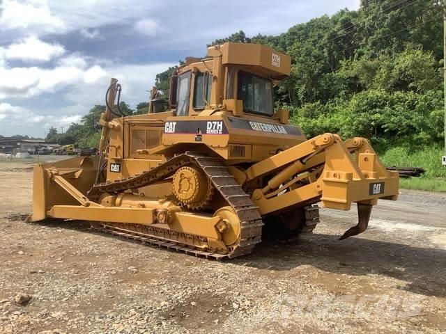 CAT D7H Crawler dozers