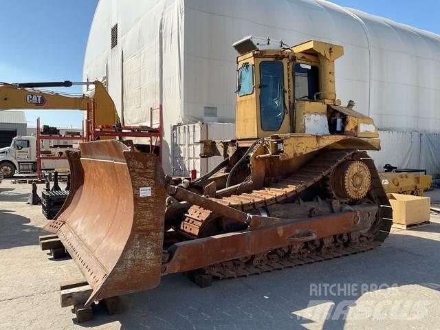 CAT D8L Crawler dozers