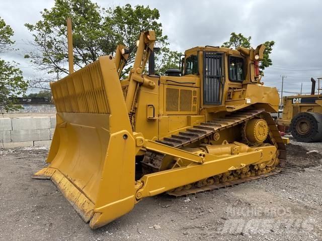 CAT D8N Crawler dozers