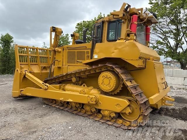 CAT D8N Crawler dozers