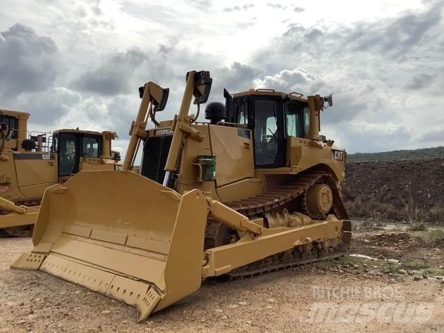 CAT D8T Crawler dozers