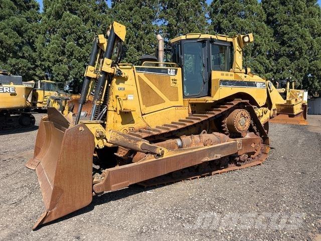 CAT D8T Crawler dozers