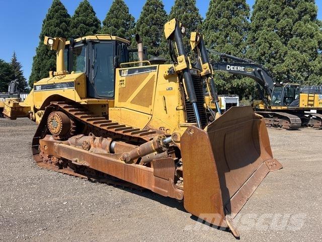 CAT D8T Crawler dozers