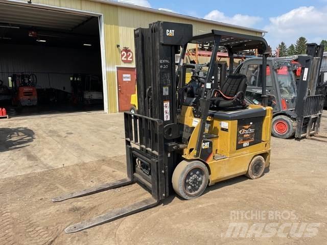 CAT E5000 Electric Forklifts