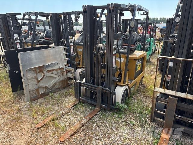 CAT EC25N2 Electric Forklifts