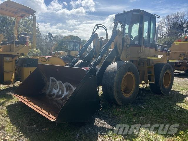 CAT IT24F Wheel Loaders