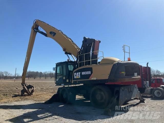 CAT MH3059 Waste / Industry Handlers