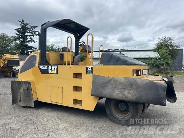 CAT PS-360C Pneumatic tired rollers