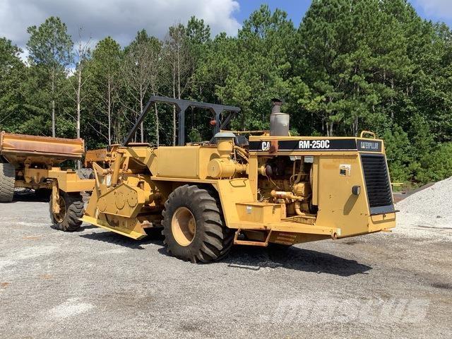 CAT RM-250C Soil Compactors