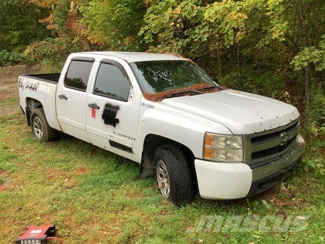Chevrolet 1500 Pickup Trucks