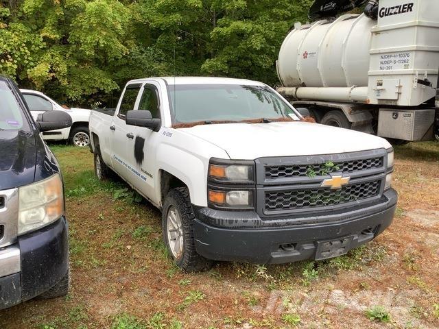 Chevrolet 1500 Pickup Trucks