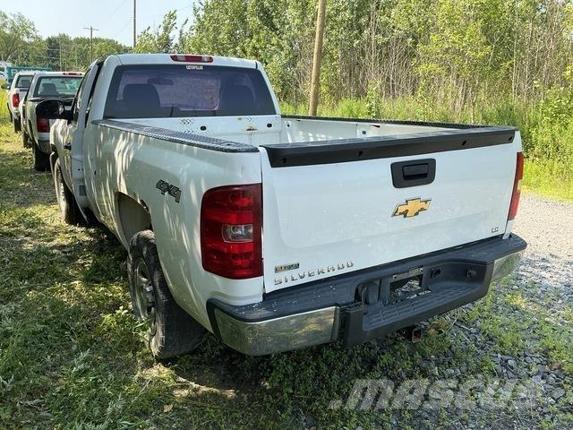 Chevrolet 1500 Pickup Trucks