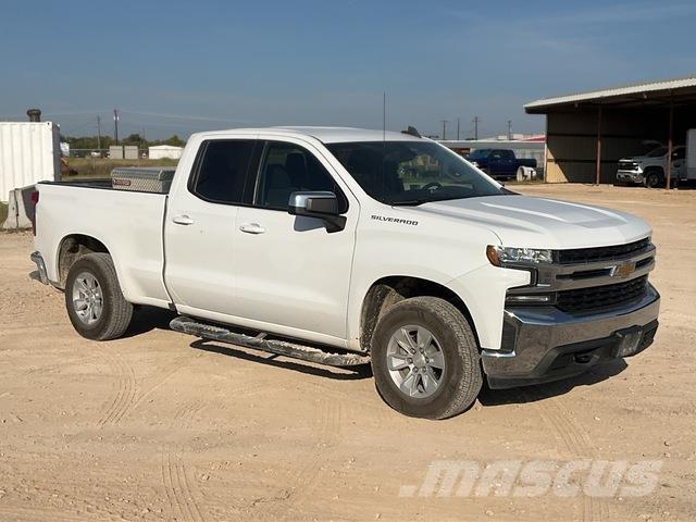 Chevrolet 1500 Pickup Trucks