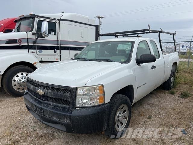 Chevrolet 1500 Pickup Trucks