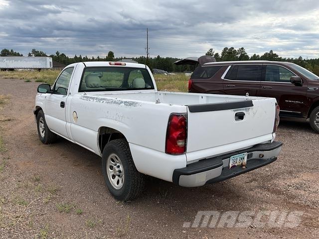 Chevrolet 1500 Pickup Trucks