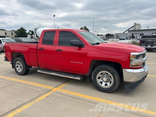 Chevrolet 1500 Pickup Trucks