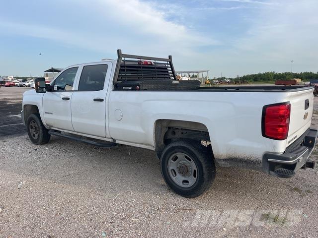 Chevrolet 2500 Pickup Trucks
