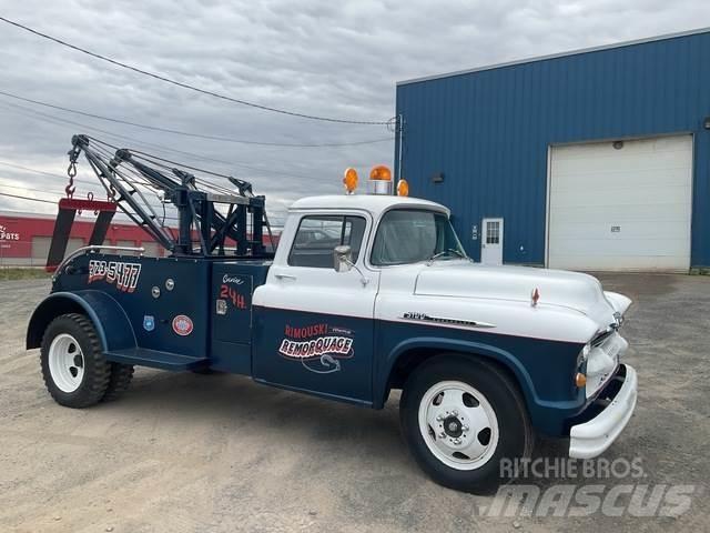 Chevrolet 3100 Tow Trucks / Wreckers