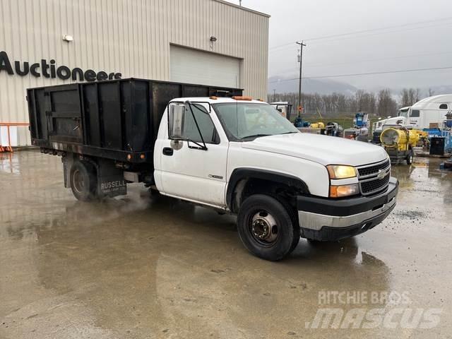 Chevrolet 3500 Flatbed Trucks
