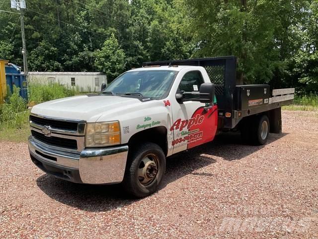 Chevrolet 3500 Flatbed Trucks