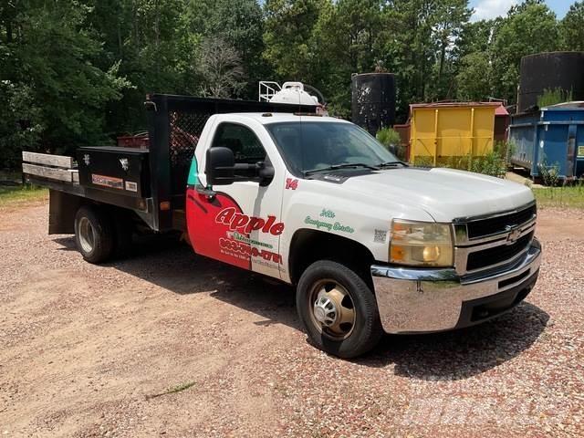 Chevrolet 3500 Flatbed Trucks