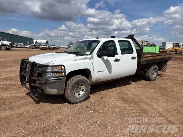 Chevrolet 3500 Flatbed Trucks